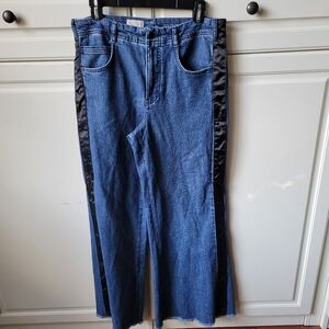 Pilcro Adi Tuxedo Flare Jeans 27